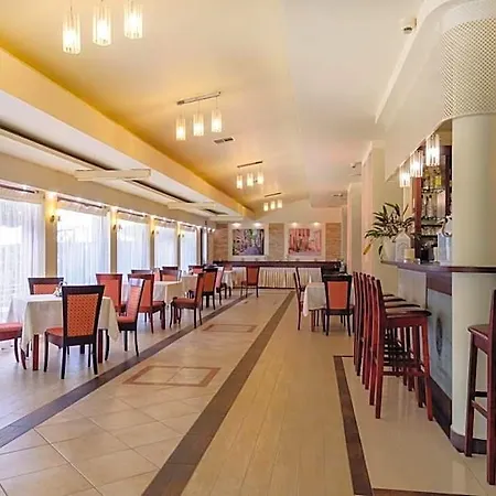 Relax Hotel 3*